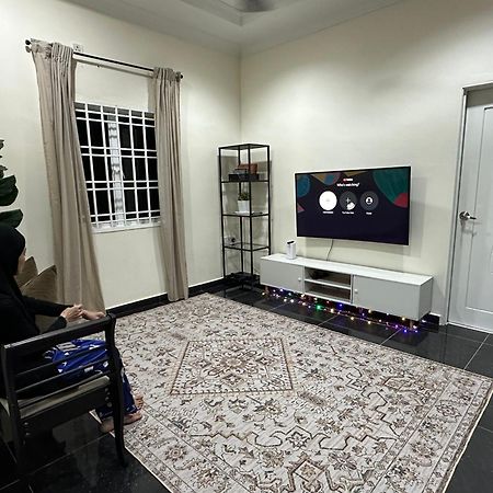 Rumah Menara Malay Homestay كلانغْ المظهر الخارجي الصورة